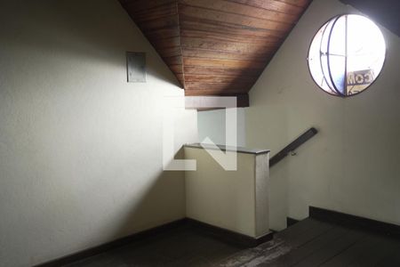 Sala - 2° andar de casa à venda com 4 quartos, 358m² em Goiânia, Belo Horizonte