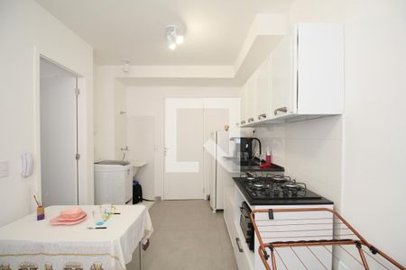 Sala/Cozinha de kitnet/studio para alugar com 1 quarto, 24m² em Paraíso do Morumbi, São Paulo