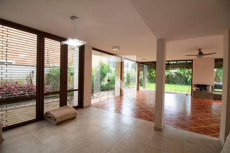 Hall de entrada de casa para alugar com 4 quartos, 450m² em Granja Julieta, São Paulo