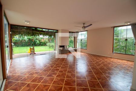 Sala de casa para alugar com 4 quartos, 450m² em Granja Julieta, São Paulo