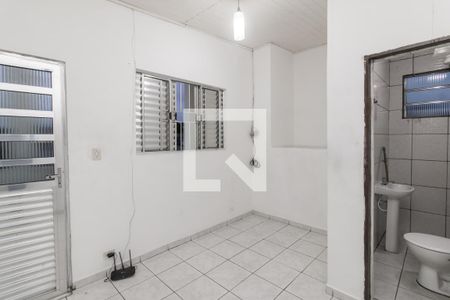 Sala/Quarto de casa para alugar com 1 quarto, 15m² em Vila Ré, São Paulo