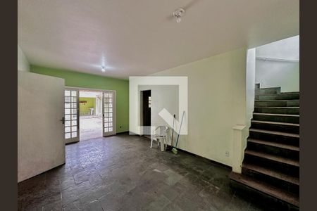 Sala de casa para alugar com 2 quartos, 160m² em Jardim das Acacias, São Paulo