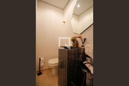 Casa à venda com 450m², 3 quartos e 3 vagas Casa à venda com 450m², 3 quartos e 3 vagasLavabo 2