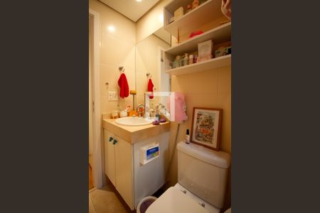 Casa à venda com 450m², 3 quartos e 3 vagas Casa à venda com 450m², 3 quartos e 3 vagasBanheiro da Suíte 1