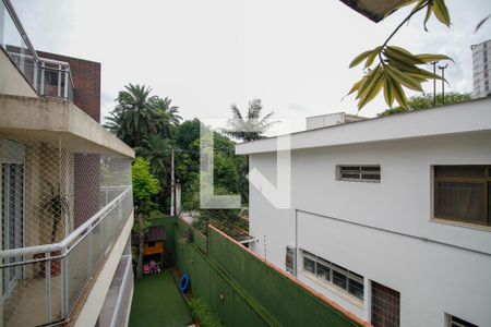 Casa à venda com 450m², 3 quartos e 3 vagas Casa à venda com 450m², 3 quartos e 3 vagasVista da Varanda da Suíte 3