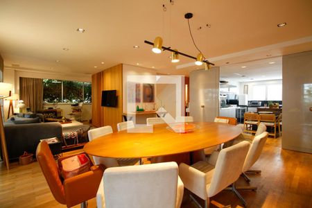 Sala de Jantar de casa à venda com 3 quartos, 450m² em Vila Madalena, São Paulo