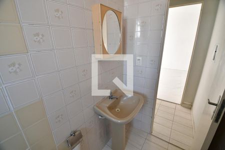 Banheiro de kitnet/studio para alugar com 1 quarto, 40m² em Botafogo, Campinas