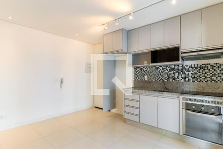 Sala/Cozinha de apartamento para alugar com 1 quarto, 42m² em Cidade Monções, São Paulo