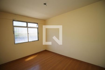 Quarto 2 de apartamento para alugar com 2 quartos, 53m² em Olaria, Rio de Janeiro