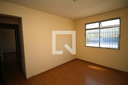 Quarto 2 de apartamento para alugar com 2 quartos, 53m² em Olaria, Rio de Janeiro