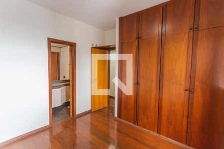 Suíte de apartamento para alugar com 3 quartos, 105m² em Santo Agostinho, Belo Horizonte