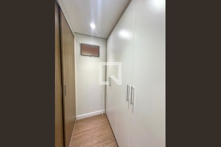 Closet de casa de condomínio para alugar com 3 quartos, 210m² em Jardim Tereza Cristina, Jundiaí