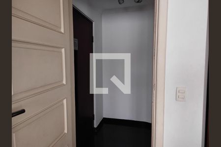 Hall Social de Acesso ao Imóvel de apartamento à venda com 3 quartos, 213m² em Vila Mariana, São Paulo