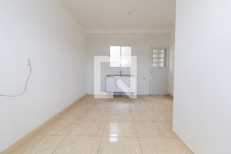 Sala e Cozinha de apartamento para alugar com 2 quartos, 47m² em Vila Ré, São Paulo