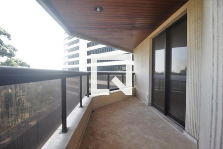 Apartamento à venda com 3 quartos, 244m² em Vila Suzana, São Paulo