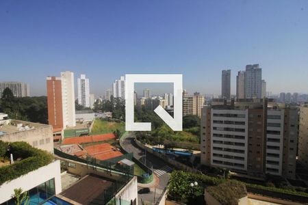 Apartamento à venda com 3 quartos, 244m² em Vila Suzana, São Paulo