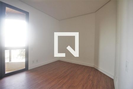 Apartamento à venda com 3 quartos, 244m² em Vila Suzana, São Paulo