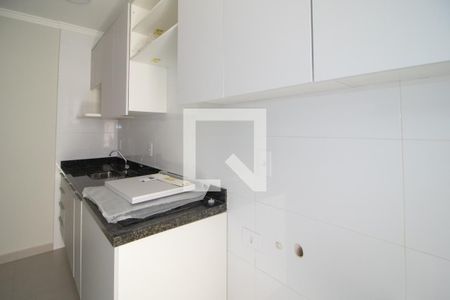 Cozinha e Área de Serviço de apartamento para alugar com 2 quartos, 37m² em Vila Constança, São Paulo