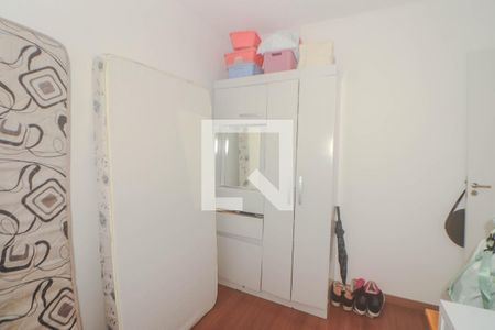 Quarto 1 de apartamento para alugar com 2 quartos, 39m² em Rubem Berta, Porto Alegre