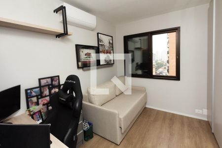 Quarto de apartamento à venda com 2 quartos, 65m² em Itaim Bibi, São Paulo