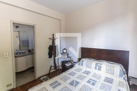 Suíte de apartamento à venda com 3 quartos, 100m² em Santo Antônio, Belo Horizonte