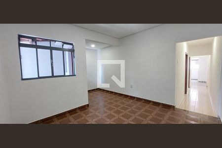 Sala de casa para alugar com 2 quartos, 125m² em Bangú, Santo André