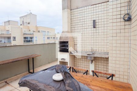 Apartamento à venda com 327m², 4 quartos e 3 vagas Apartamento à venda com 327m², 4 quartos e 3 vagasVaranda pt23 / churrasqueira