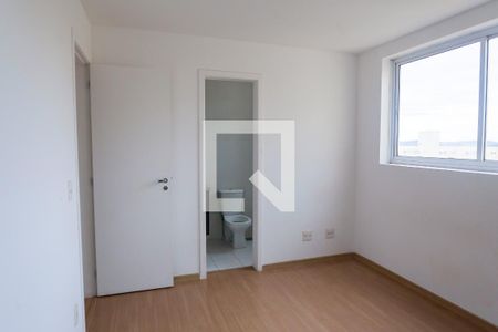Apartamento à venda com 327m², 4 quartos e 3 vagas Apartamento à venda com 327m², 4 quartos e 3 vagassuite 2