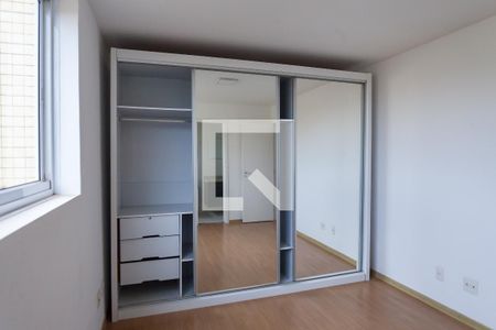 Apartamento à venda com 327m², 4 quartos e 3 vagas Apartamento à venda com 327m², 4 quartos e 3 vagassuite 2