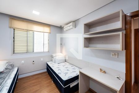 Quarto 1 de apartamento para alugar com 2 quartos, 97m² em José Menino, Santos