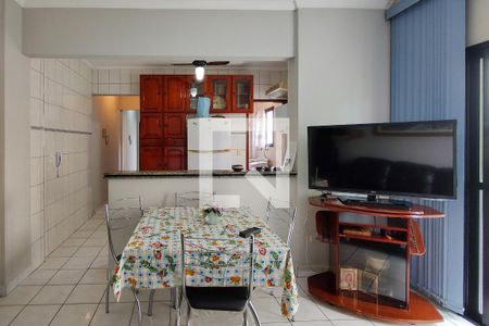 Sala de apartamento para alugar com 2 quartos, 60m² em Vila Tupi, Praia Grande