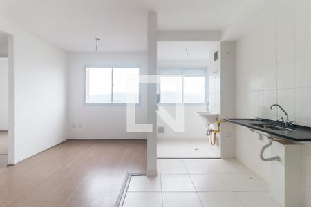 Sala/Cozinha de apartamento para alugar com 2 quartos, 40m² em Vila Nova Cintra, Mogi das Cruzes