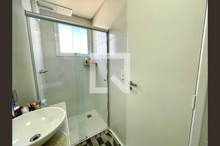 Apartamento à venda com 124m², 3 quartos e 2 vagas Apartamento à venda com 124m², 3 quartos e 2 vagasBanheiro da Suíte 1