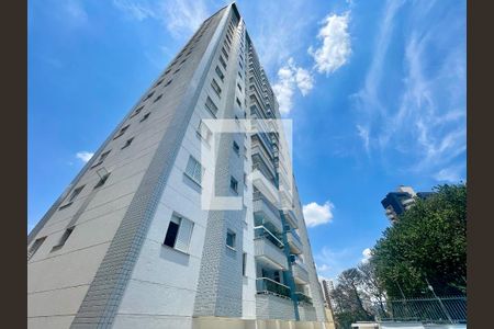 Apartamento à venda com 124m², 3 quartos e 2 vagas Apartamento à venda com 124m², 3 quartos e 2 vagasFachada da Torre