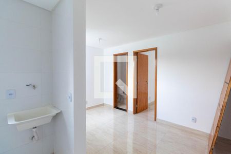 Sala de apartamento para alugar com 1 quarto, 35m² em Parque Paineiras, São Paulo