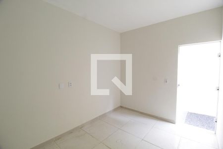 Quarto 2 de apartamento para alugar com 2 quartos, 51m² em Jardim Inconfidência, Uberlândia