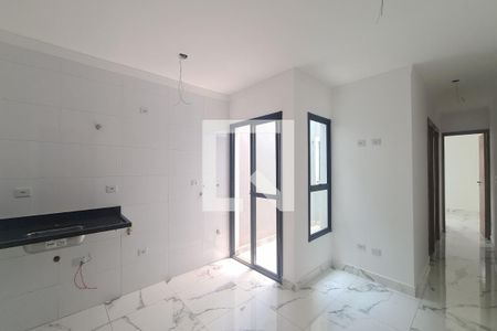 Sala e Cozinha de apartamento à venda com 2 quartos, 38m² em Parque Tomas Saraiva, São Paulo