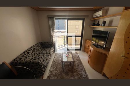 Sala de TV de apartamento para alugar com 2 quartos, 70m² em Jardins, São Paulo