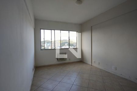 Sala de apartamento à venda com 2 quartos, 59m² em Tanque, Rio de Janeiro