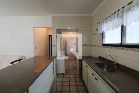 Apartamento para alugar com 100m², 2 quartos e 1 vaga Apartamento para alugar com 100m², 2 quartos e 1 vagaCozinha