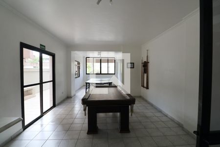 Apartamento para alugar com 100m², 2 quartos e 1 vaga Apartamento para alugar com 100m², 2 quartos e 1 vagaÁrea comum - Sala de Jogos
