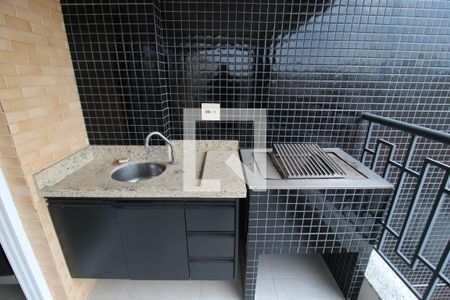 Sala / Cozinha - Varanda de apartamento para alugar com 1 quarto, 35m² em Vila Diva, São Paulo