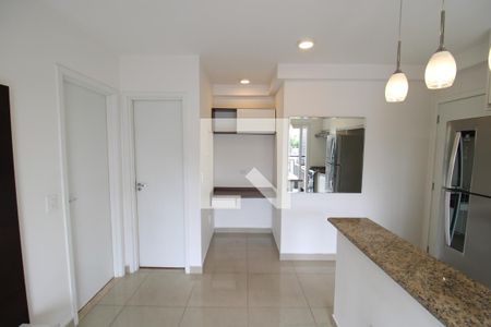 Sala / Cozinha de apartamento para alugar com 1 quarto, 35m² em Vila Diva, São Paulo