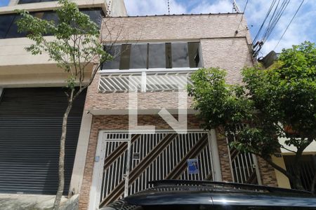 Fachada e Placa de casa para alugar com 4 quartos, 200m² em Jardim Marília, São Paulo