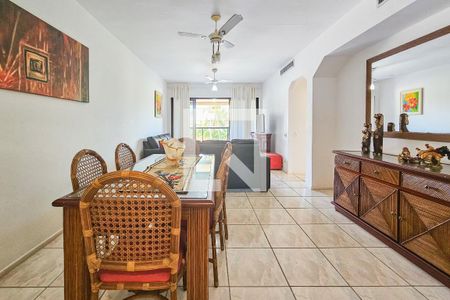 Sala de apartamento para alugar com 3 quartos, 118m² em Jardim Tres Marias, Guarujá