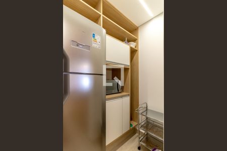 Cozinha de apartamento para alugar com 2 quartos, 70m² em Itaim Bibi, São Paulo