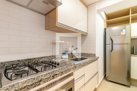 Cozinha de apartamento para alugar com 2 quartos, 70m² em Itaim Bibi, São Paulo