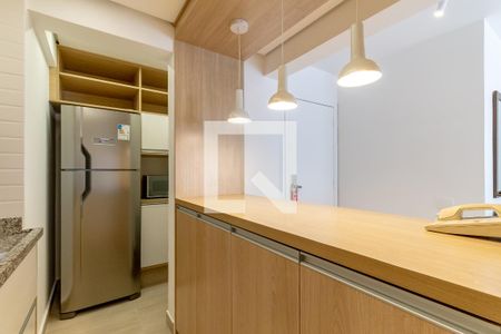 Cozinha de apartamento para alugar com 2 quartos, 70m² em Itaim Bibi, São Paulo