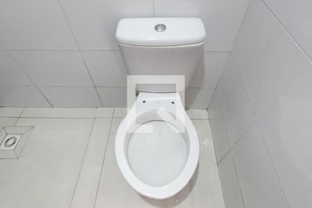 Apartamento à venda com 42m², 2 quartos e 1 vaga Apartamento à venda com 42m², 2 quartos e 1 vagaDetalhe banheiro
