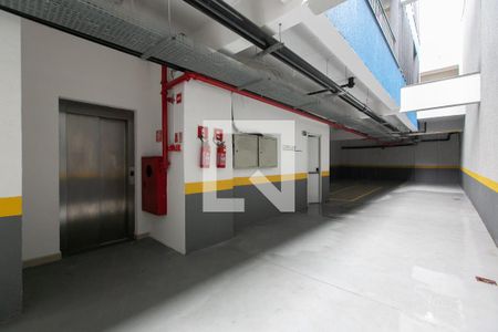 Apartamento à venda com 42m², 2 quartos e 1 vaga Apartamento à venda com 42m², 2 quartos e 1 vagaGaragem